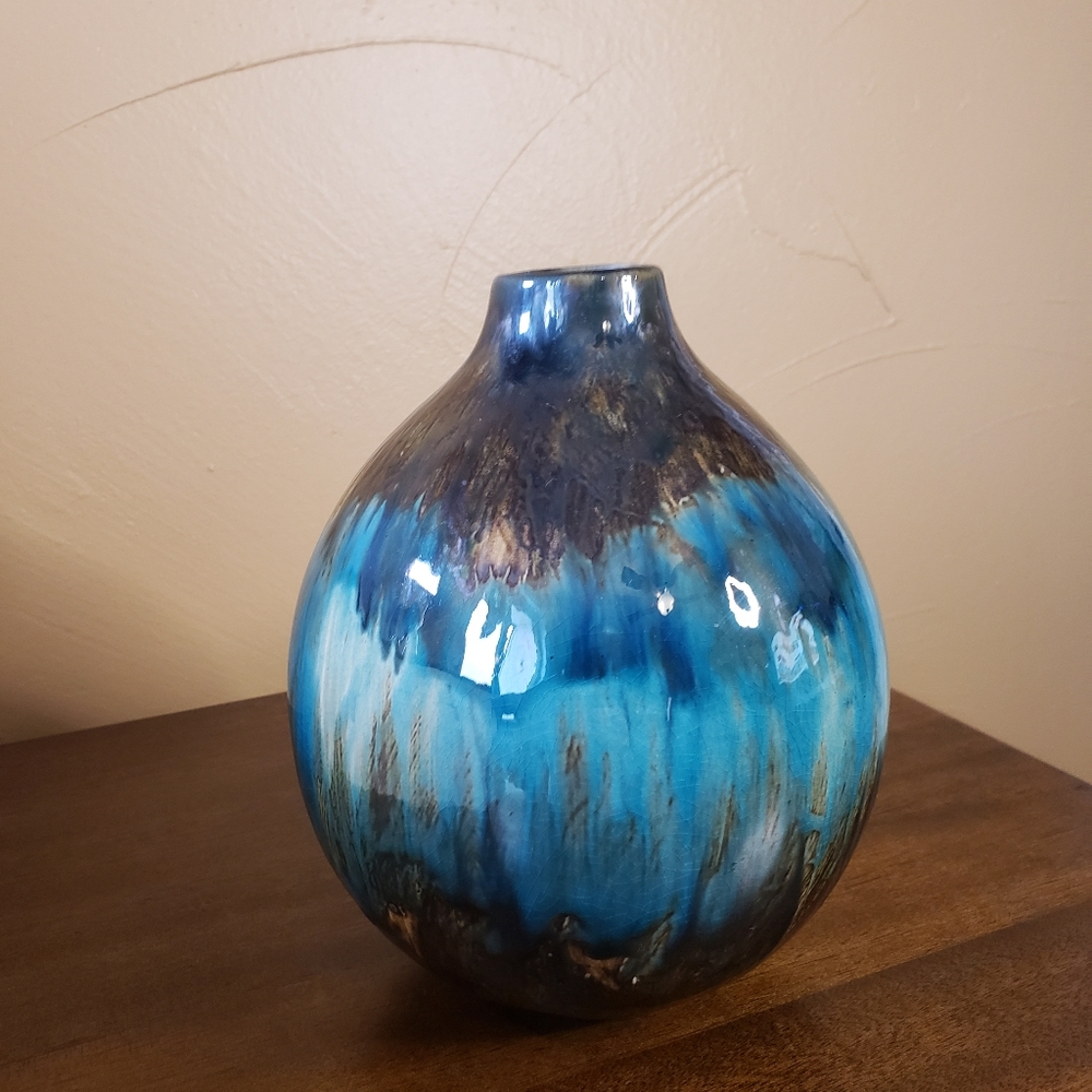 New Beautiful Decoration Base Jar Blackish Golden Brown